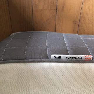 跳ね上げ式ベッドの画像