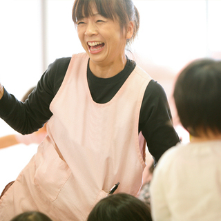 【幼稚園のパート保育補助】9:00～14:00勤務なので扶養内で...