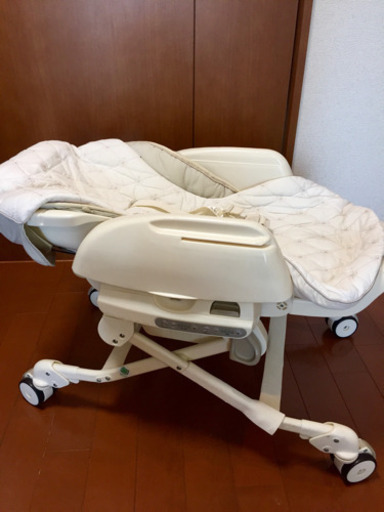 コンビ 電動 ハイローチェア オートスウィング