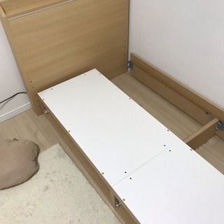 ニトリ 収納付きシングルベッドの画像