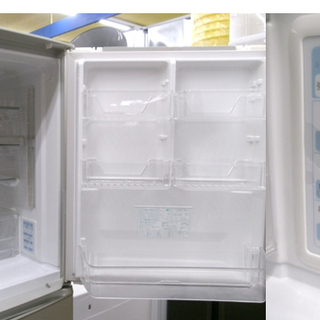 近隣地域無料配送★美品★自動製氷機能付きプラズマクラスター搭載4ドア大容量冷蔵庫 値引き 24397 大容量6D冷蔵庫 自動製氷 観音開き(フレンチドア