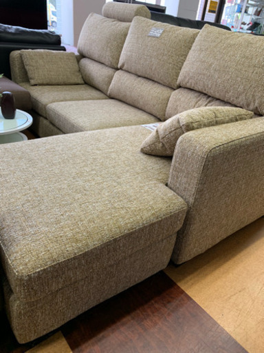 カウチソファー。