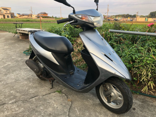 ② ☆安心の点検軽整備☆アドレスV50 スズキ シルバー☆カッコいい外観に電子制御の安定性もあり！オススメ車両です！