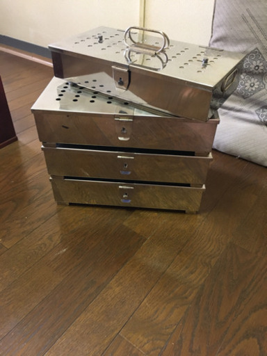 《譲渡完了》医療用ステンレス製カストまとめて4個