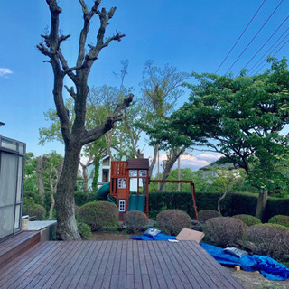 人工芝の施工のお手伝いをお願いしますの画像