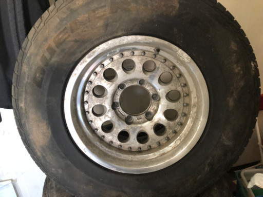 ランクル、ジムニーに 8J×16-10/139.7-6H ブリヂストンMD-612