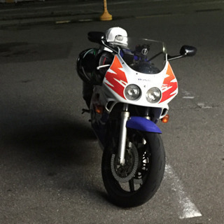 何方かツーリングに行きませんか？