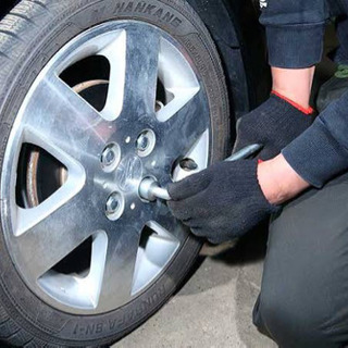 出張タイヤ交換 タイヤ履替、車検代行