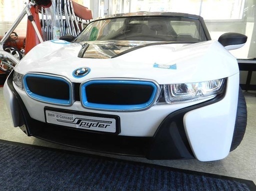 訳アリ 電動乗用玩具 -i8 コンセプトスパイダー  AVIGO 子供用  ☆ PayPay(ペイペイ)決済可能 ☆ 札幌市 北区 屯田