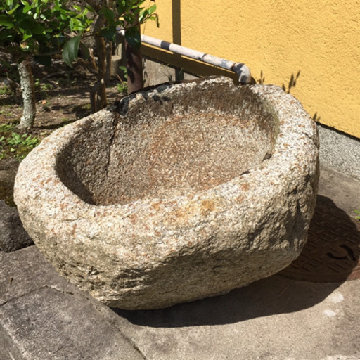 石臼　天然石ラウンド水鉢 大 石臼 天然石ラウンド水鉢 大 石臼 天然石ラウンド水鉢 大
