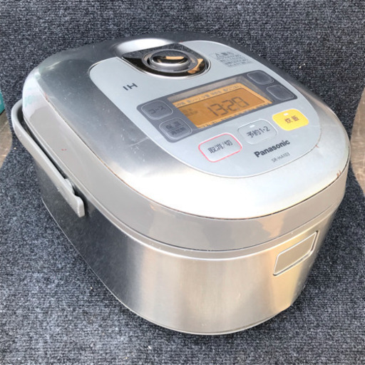 パナソニック 銅釜IH炊飯器 2011年 SR-HA103 正面右下凹みあり