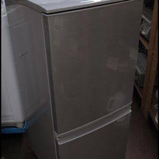 新生活!18700円 シャープ 2ドア冷蔵庫 137L 16年製 SJ-D14B 新生活!18700円 シャープ 2ドア冷蔵庫 137L 16年製 SJ-D14B