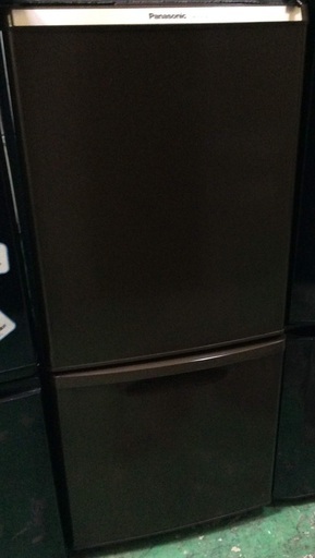 【送料無料・設置無料サービス有り】冷蔵庫 Panasonic NR-B145W-T 中古