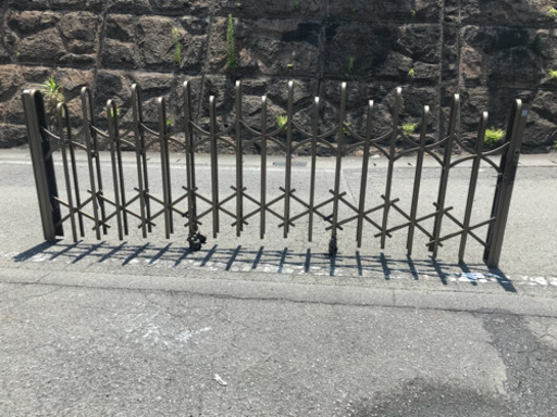 アコーディオン門扉 防犯 ゲート 駐車場 スライドゲート　片側のみ