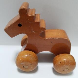手作り 木の車の画像