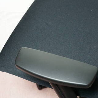 スピーナ　チェア　ヘッドレスト（改良あり）　イトーキ　エラストマーバックの画像