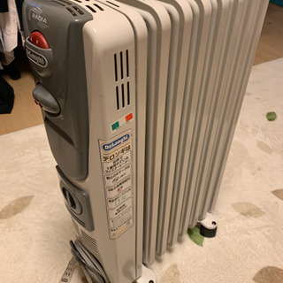 オイルヒーター  DeLonghiの画像