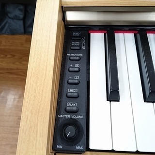YAMAHA　電子ピアノ　YDP-161C　2012年製の画像