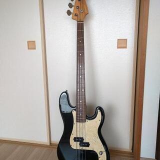 Stewartエレキベース（トラネック）