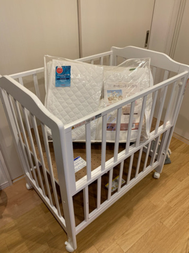 【美品】カトージ  Katoji ミニベビーベッド & ベビー布団(オーガニックコットン)