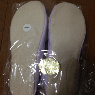 【新品】コサージュ付き ルームシューズの画像