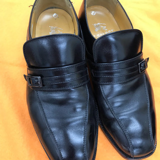 バーバリー紳士靴の画像