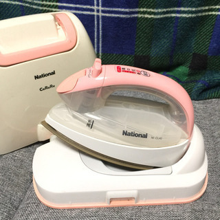 ナショナル コードレス スチームアイロン レトロなバイカラー！ワ...