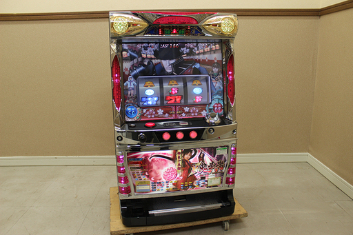 ロデオ 新鬼武者 茜パネル 1B20/64386 レス装置付 パチスロ スロット（6EP461Yakx）