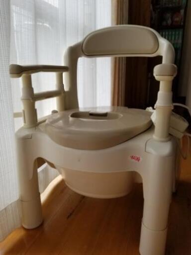 介護用　ポータブルトイレ　ちびくまくん　快適暖房消臭　未使用品