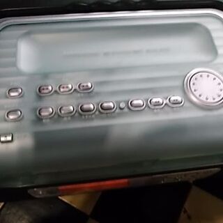 CD、MD、カセットが聞けるパナソニックポータブルプーレーヤーいかがですかの画像
