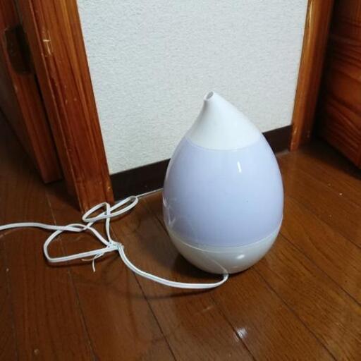値引き可！アロマ付き加湿器！10色にライトアップ( *´꒳`* )