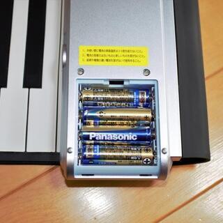 電子ピアノ 電子キーボード バンドロール コンパクト 持ち運び簡単の画像