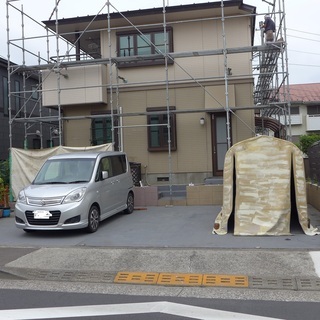 バイクの入る倉庫パイプ枠の設置ーー身分証認済みの方、お願いします！