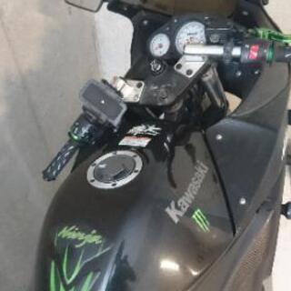 Kawasaki ninja250r 2012年式の画像