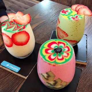 江ノ島巡り！スムージーやタピオカ飲みに行きましょう！