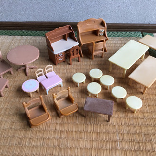 シルバニアファミリー 机の画像
