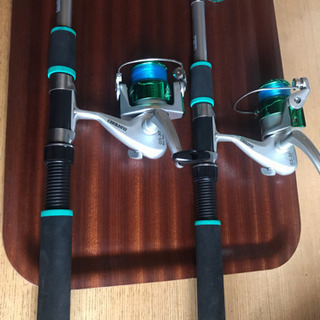 リール付き釣竿×2