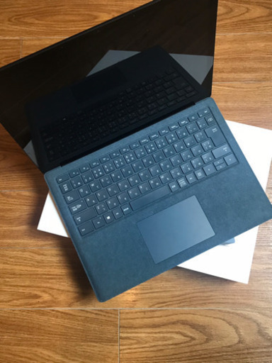 《サーフェス》Surface Laptop