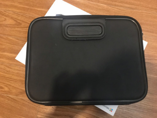 《サーフェス》Surface Laptop