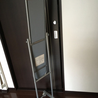 スタンドミラー