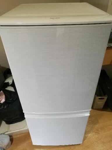 【取引中】137L  シャープ冷蔵庫SJ-14W-W【美品】