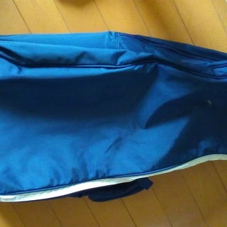 中古　テニスラケットバッグ　ellesse エレッセの画像