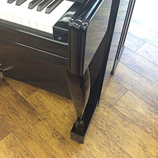 芸術的なピアノ　プルツナーMPY500Sの画像