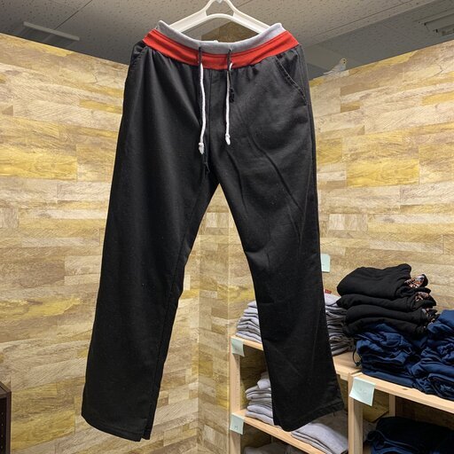 リラクゼーションサロン、整体院やエステサロン向けに　お客様用施術着 136枚セット　　　衣類服 セットアップ 着替え 制服 