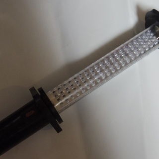 80LED　充電式ワークライト　充電後　17時間点灯　ランタン代わりにもなります。の画像