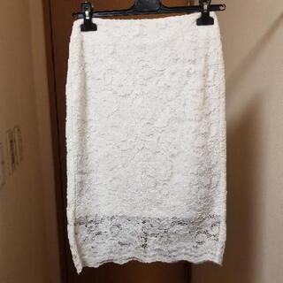 未使用品 レースタイトスカートの画像