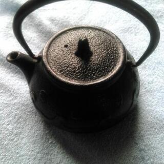 南部鉄器の急須　刻印はあり