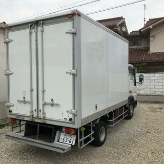 🌟タイタントラック1.5t 格安レンタカー日／9000円 − 兵庫県