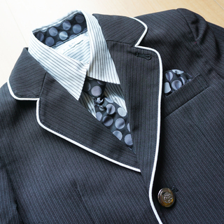 値下げしました！！！★子ども春夏スーツ  130cm　おまけ付★　中古美品  七五三・発表会・フォーマルの画像