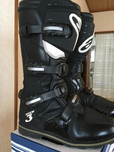 価格交渉お気軽に！アルパインスターズ  オフ用ブーツ TECH3